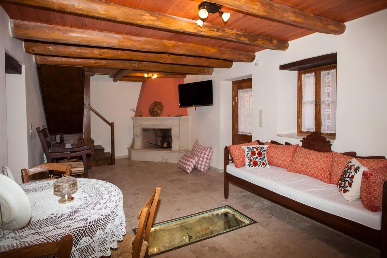 Ariadne Traditional Home Margarítai Екстериор снимка